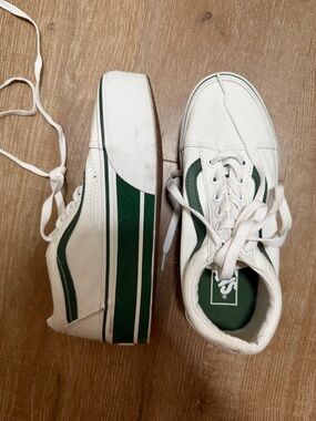 Vans White Canvas Low-Top Sneakers with Green Stripe